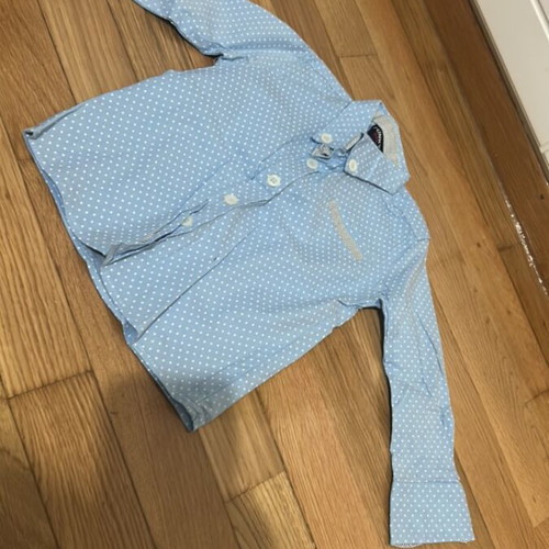 Polka dot shirt like new, nine months