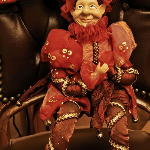 Decorative juggler new