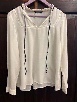 Μακριμάνικη Μπλούζα σαν καινούργιο, μέγεθος M, μαύρο και άσπρο