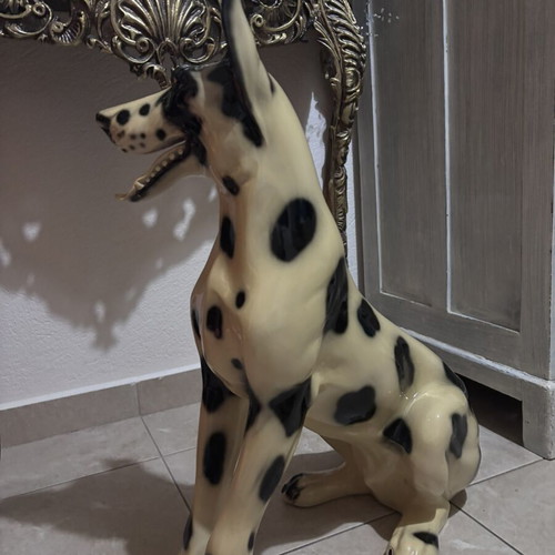 Porcelain dog like new