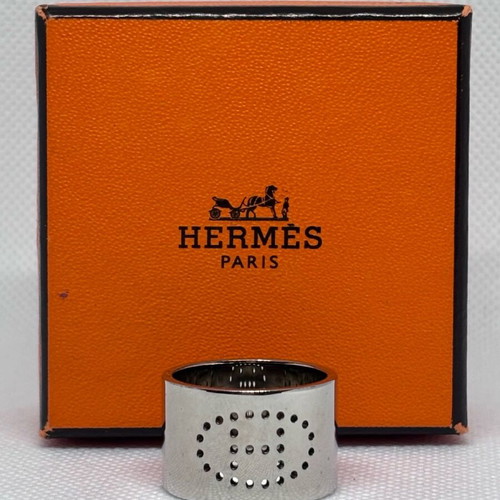 Hermes H silver ring like new