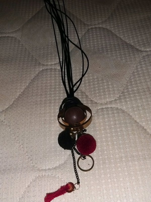 Long necklace