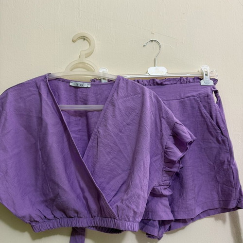 Anel lilac set with wrap crop top and shorts, small, like new