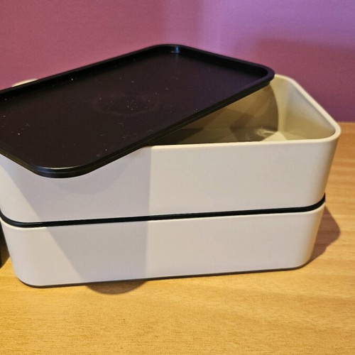 Bamboo lunchbox TerraNova new with two levels and bamboo lid
