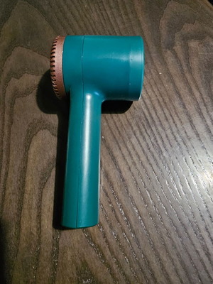 Lint remover new