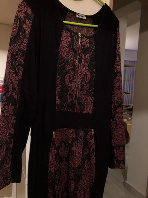 Dress with zipper used, black, size M/L, elastic fabric