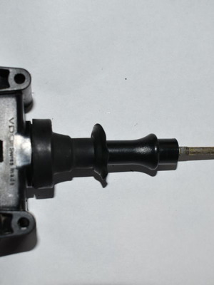 Actuator Mercedes VDO W124-201-126 used genuine spare part