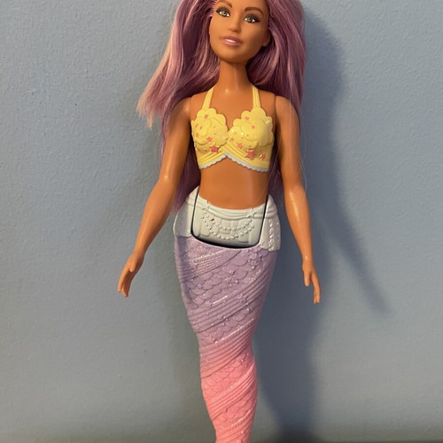Barbie Dreamtopia Mermaid Doll used, Mattel FXT09 model