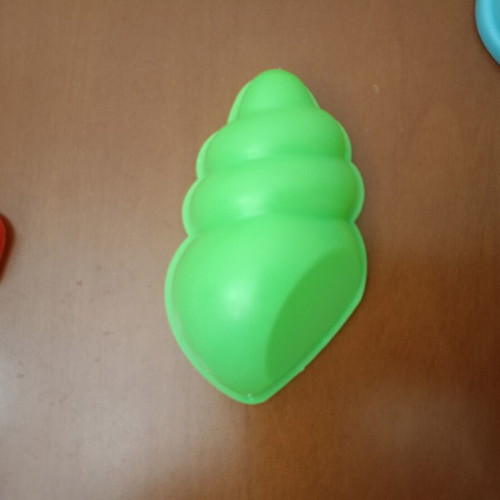 Children's Sand and Bath Molds Set of 5 Like New