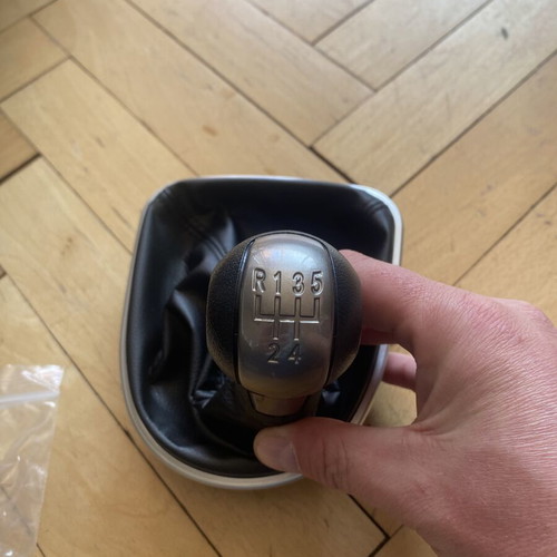 Gear shift lever with boot for Seat