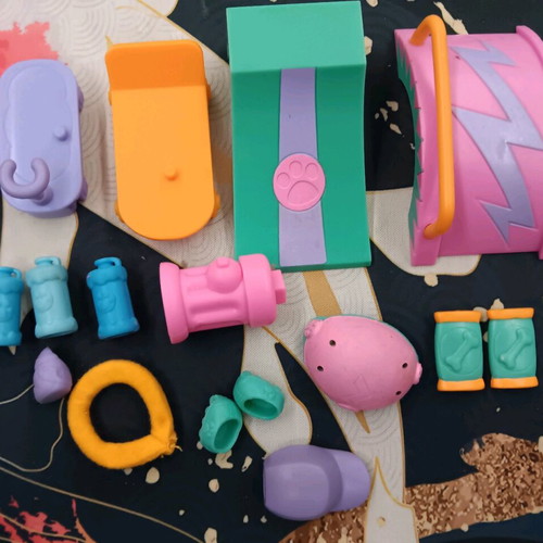 Littlest Pet Shop skate park like new set without pets