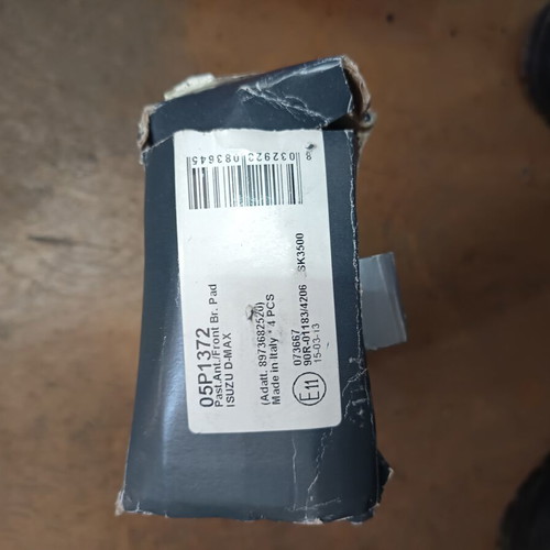 Brake pads for Isuzu D-Max with Sumitomo brake system, new