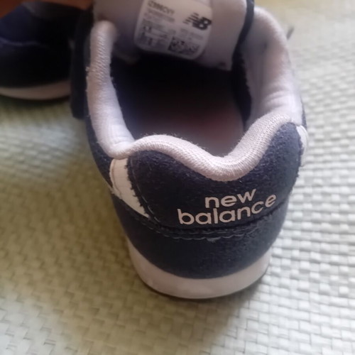 New Balance kids shoes size 20.5, like new
