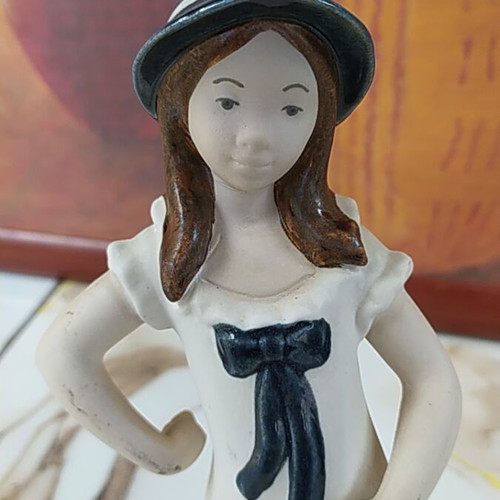 Porcelain figurine young handmade Rex Valencia like new