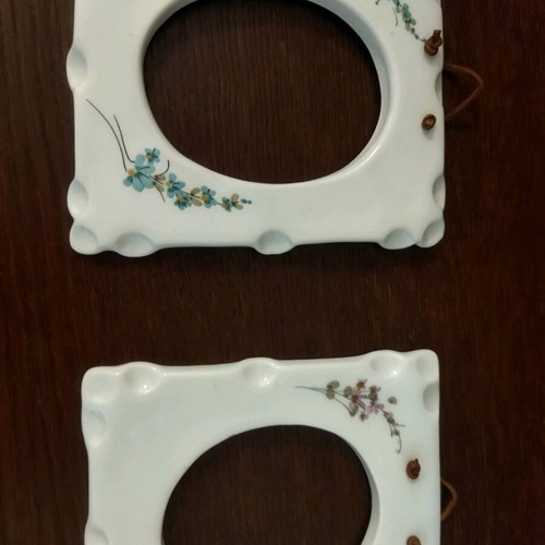 Vintage ceramic frames two pieces like new