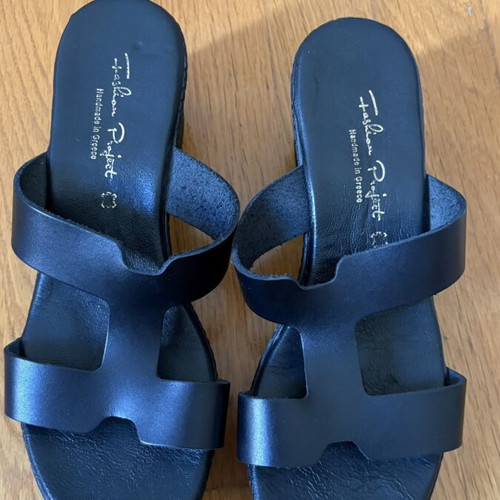 Leather platform sandals black size 37.5, like new, handmade