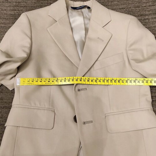 Children's suit like new, size 110 cm, beige