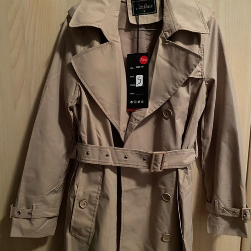 Beige coat like new, size Small