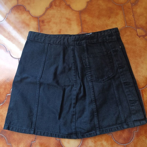 Mini skirt black size M/L like new