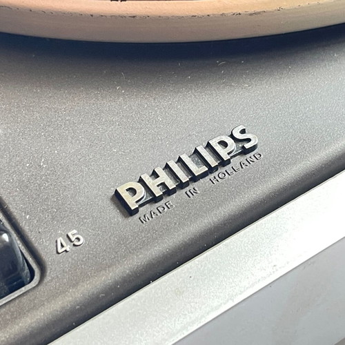 Philips 22GA227/05 vintage turntable used with original Philips 400 cartridge