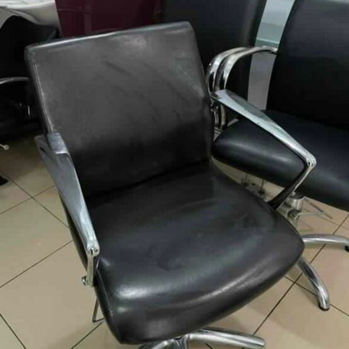 Hairdressing chairs used, set of 3