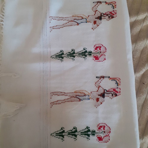Long woven runner with Minoan Prince with Lilies embroidery and fringes