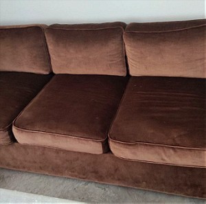 Τριθέσιος καναπές με δύο πολυθρονες
