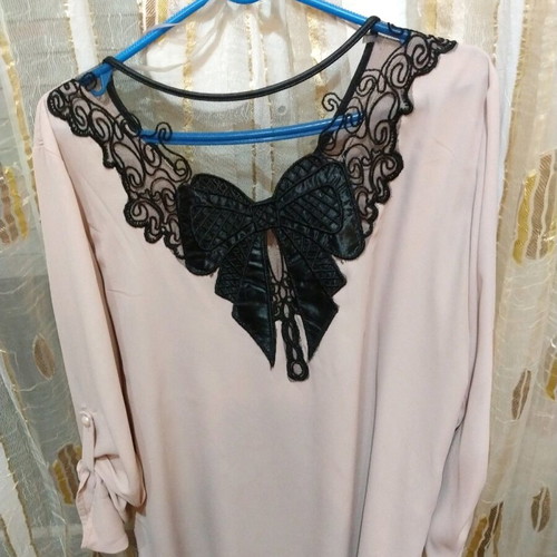 Garantie blouse like new, size L-XL, pink beige with back design