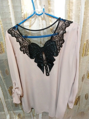Garantie blouse like new, size L-XL, pink beige with back design
