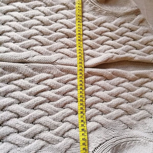 Massimo Dutti cashmere cardigan beige like new, size M
