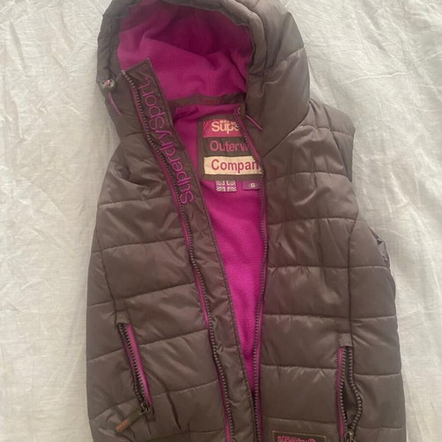 Superdry sleeveless jacket with hood used, grey with purple fleece, size S