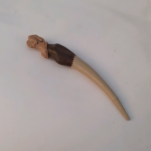 Harry Potter Basilisk Fang pen like new from Dark Arts Collectible Set