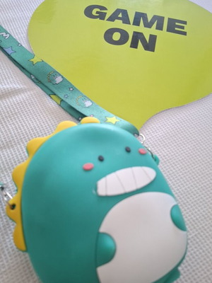 Disney dinosaur wallet size medium, green