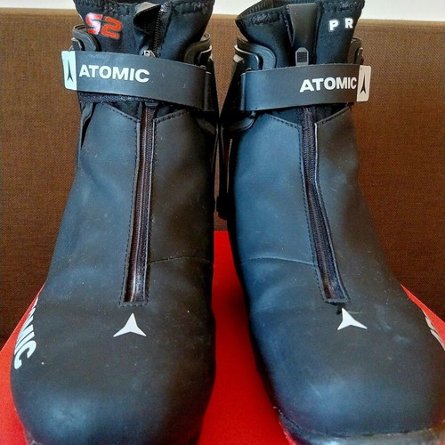 Atomic Pro S2 Nordic Ski Boots like new, compatible with Salomon