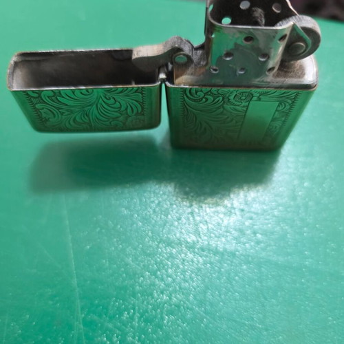 Vintage ZIPPO lighter in gold color, Venetian filigree design