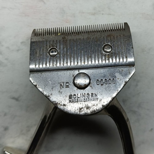 Barber tools used, lot of 10 vintage items including Solingen razors