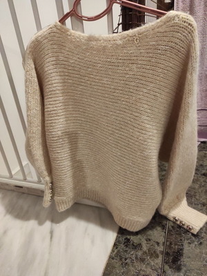 Guess sweater beige like new, size S