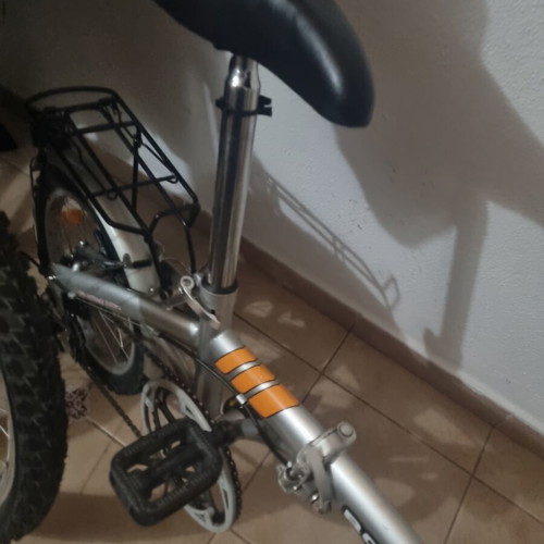 Born2Ride Folding Bicycle 20" with 6 Shimano Speeds like new, silver
