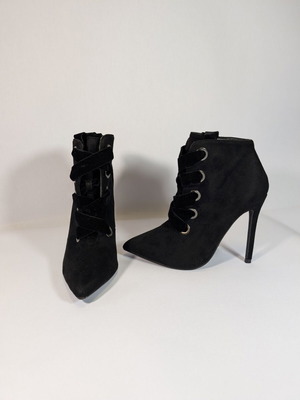 GoGo Shoes Suede Ankle Boots with High Heel like new, size 37, black
