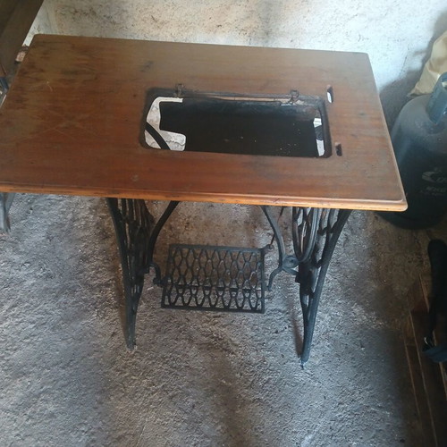 Sewing machines used, set of 2