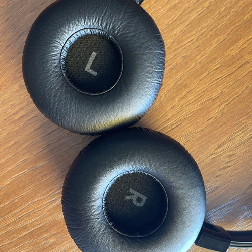 JBL Tune660NC headphones like new, black, wireless
