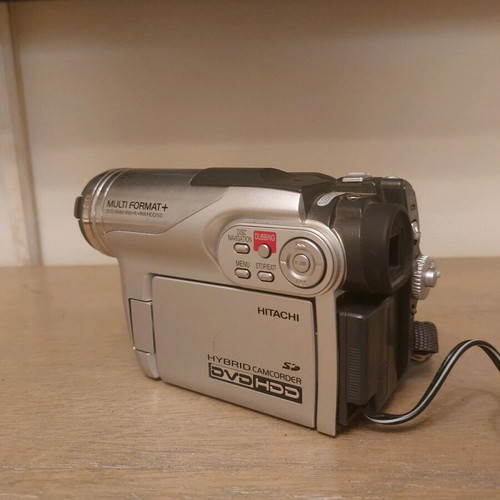 Hitachi DZ-HS300E hybrid camcorder like new
