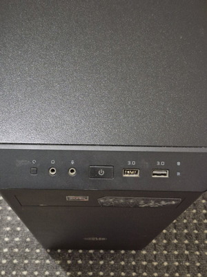 Coolermaster computer case used with USB port issues