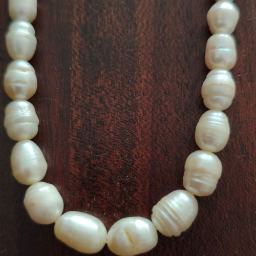 Pearl necklace like new, freshwater 5 mm, length 45 cm