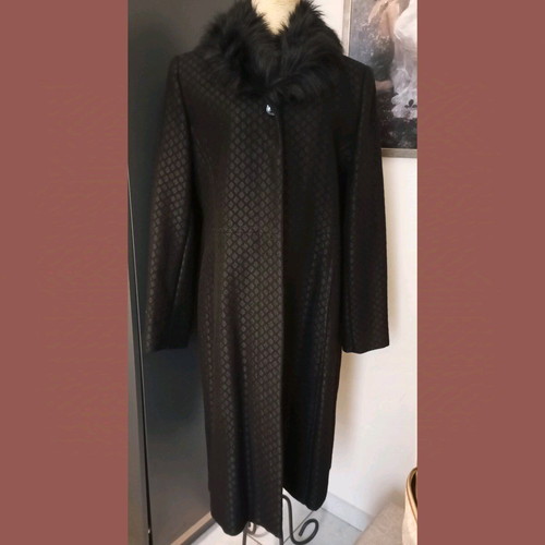 Woolen women's coat like new with fur collar, black, size M/L