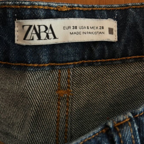 Zara dark blue jeans like new, size M