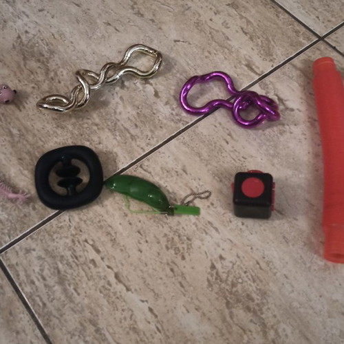 Fidget toys set used, 7 pieces