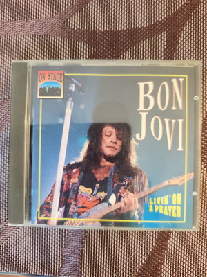 Bon Jovi Livin On A Prayer CD like new, rock