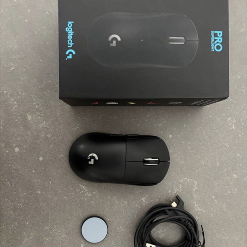 Logitech X Pro Superlight mouse like new, fully functional