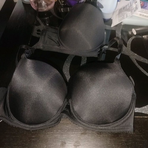 Women's black bra size 70C like new with Lucette lingerie gift